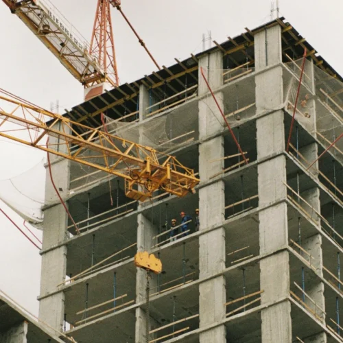 إنشاء-مبنى-البلدية-مع-القراد-والمستودع-مرحلة-أولى